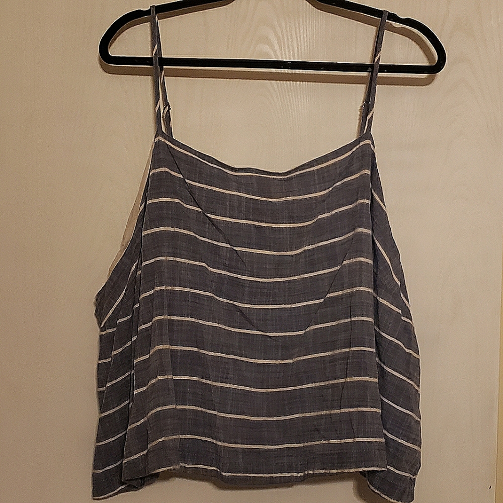 Universal Thread blue and white stripped spaghetti strap cross back crop top 4x